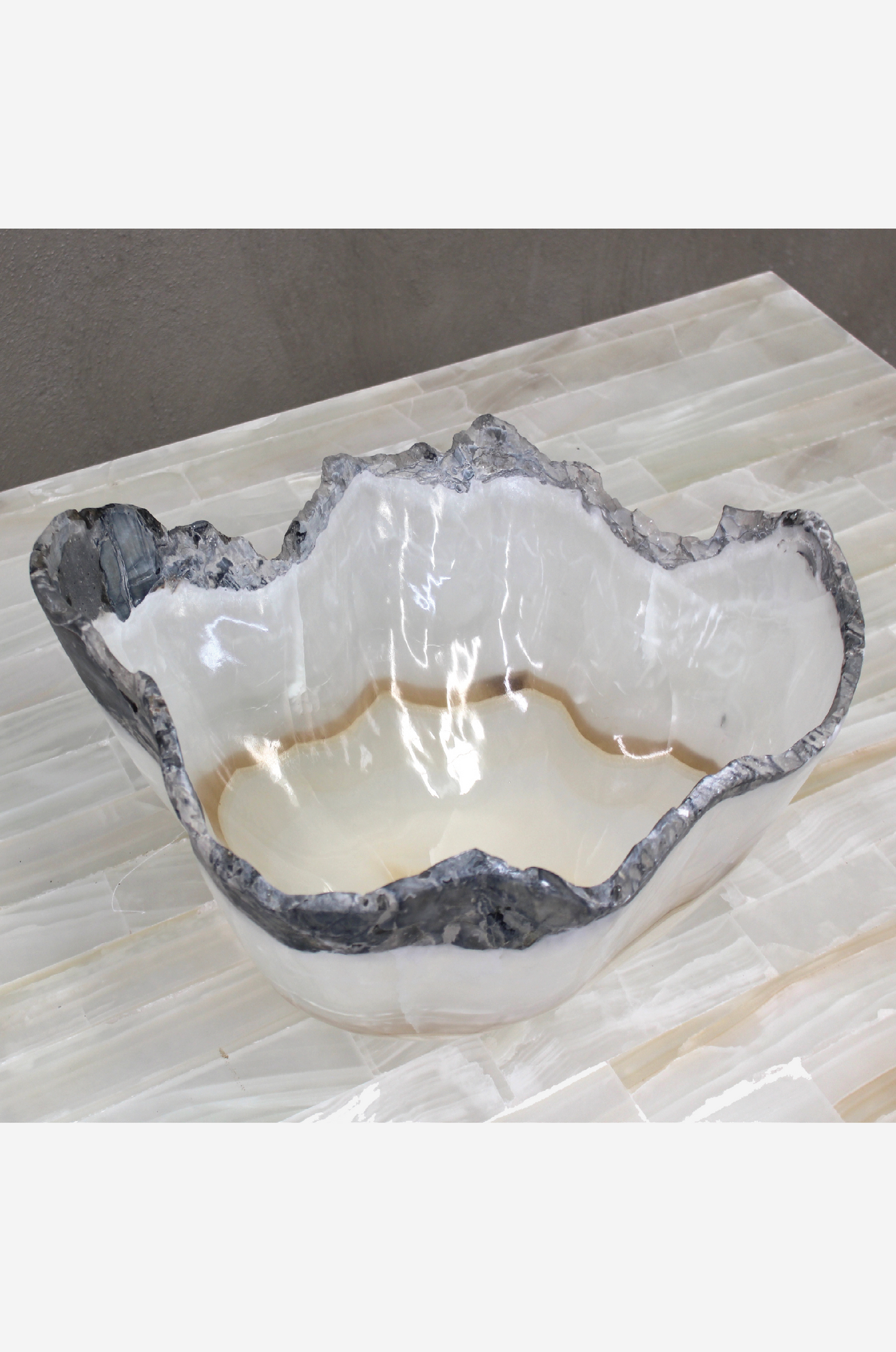 Mid-height centerpiece
