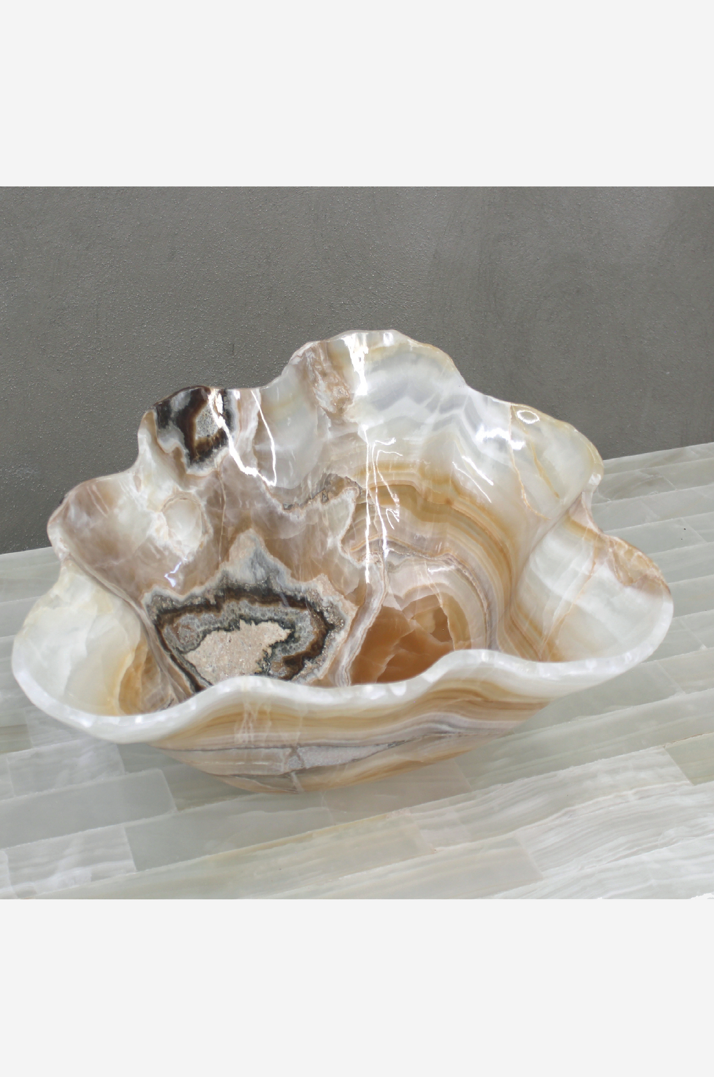 Mid-height centerpiece
