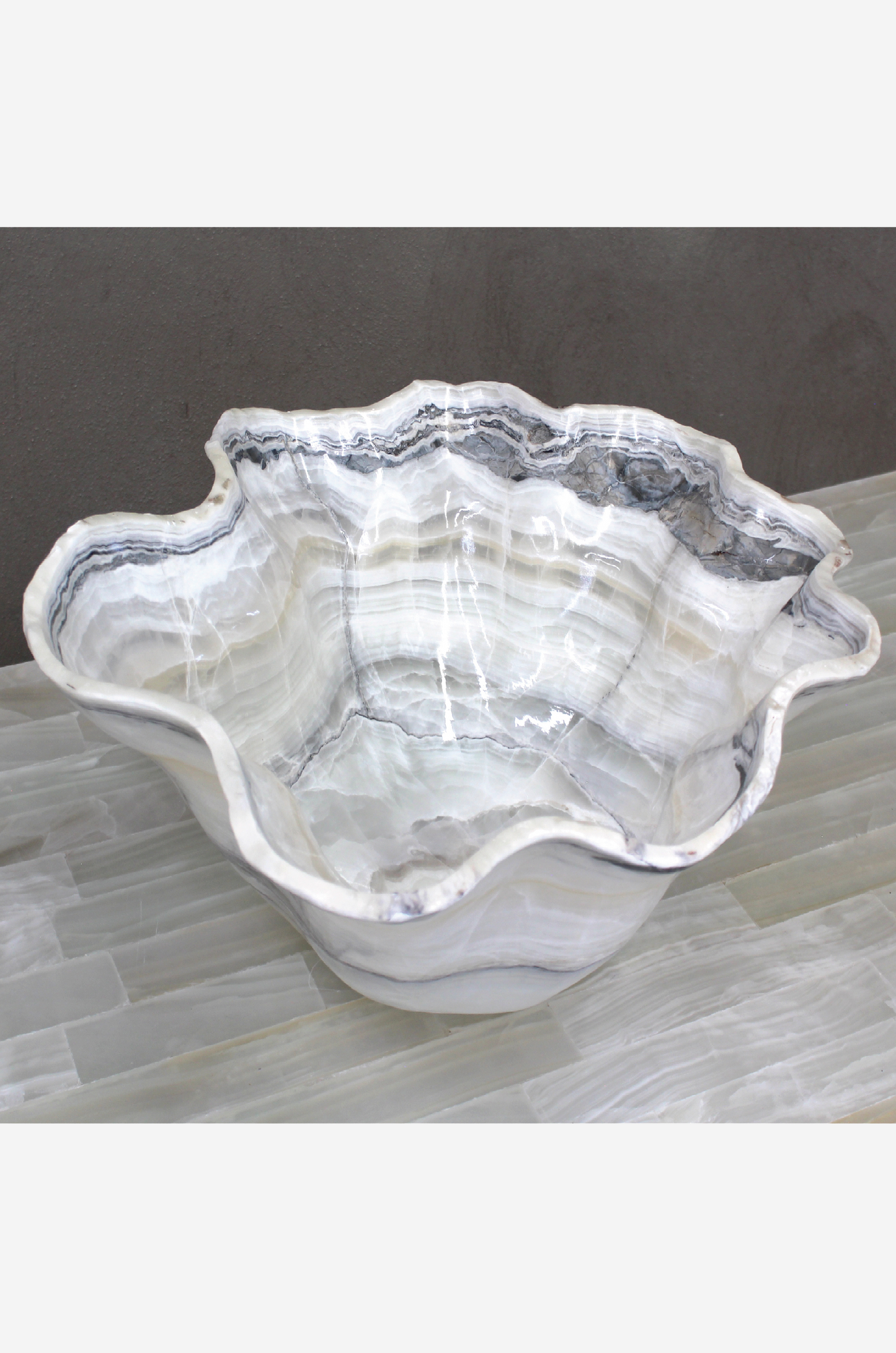 Mid-height centerpiece