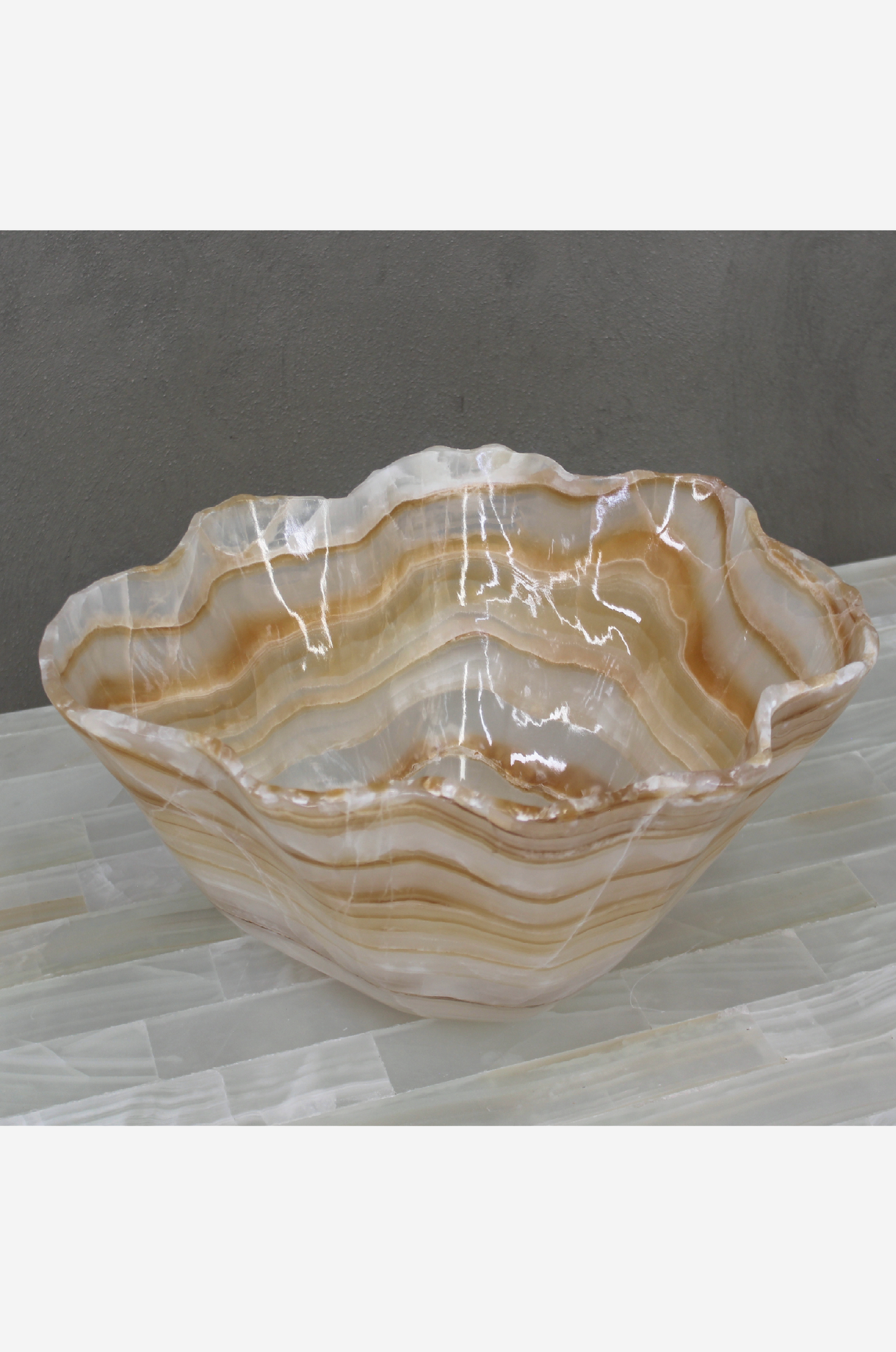 Mid-height centerpiece