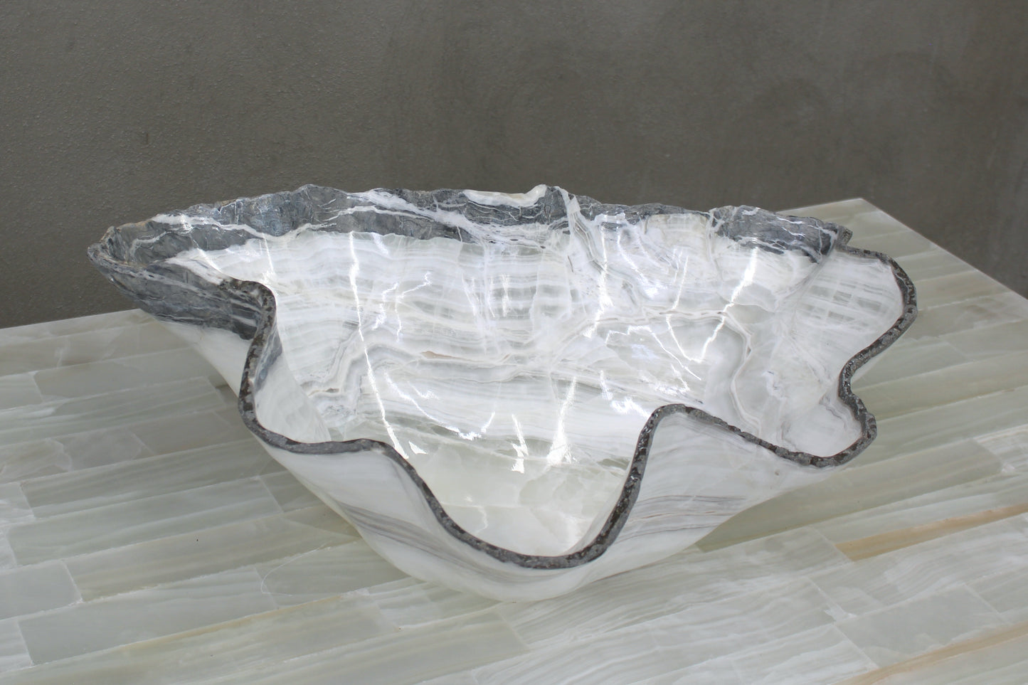 Mid-height centerpiece